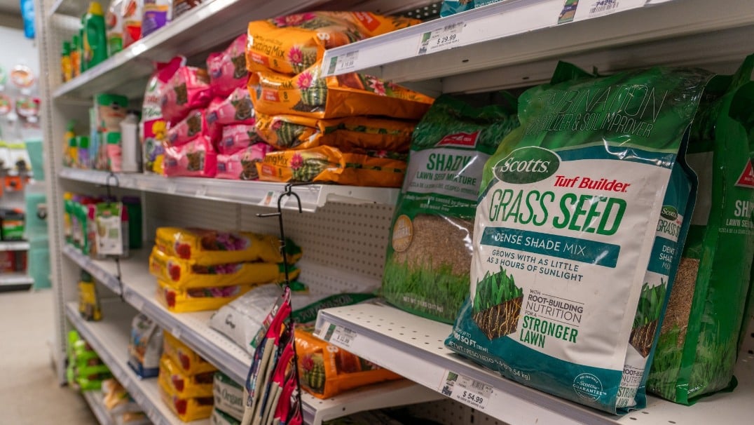 Lawn fertilizer products at Timberline Ace Hardware